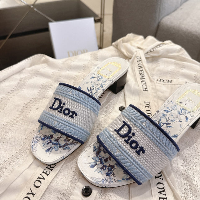 DIOR 26S DWAY FLOWER EDITION HIGH-HEEL SLIDES IN WHITE AND SKY BLUE FABRIC