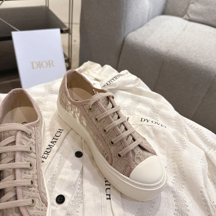 DIOR 26S SNEAKERS IN BEIGE OBLIQUE EMBROIDERED MESH