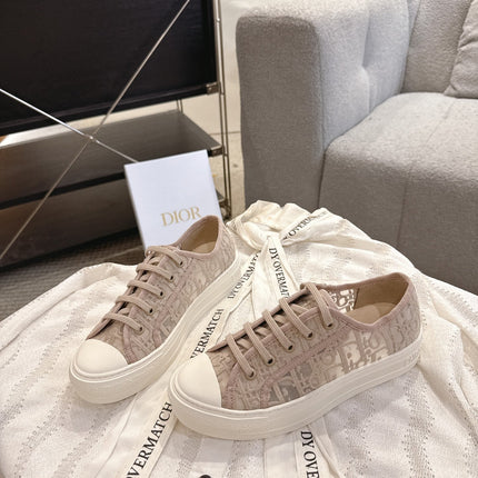 DIOR 26S SNEAKERS IN BEIGE OBLIQUE EMBROIDERED MESH