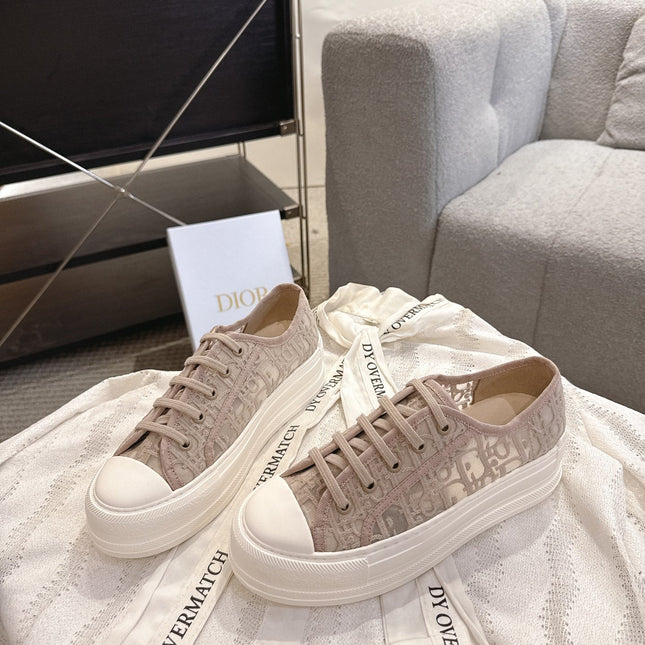 DIOR 26S PLATFORM SNEAKERS IN BEIGE OBLIQUE EMBROIDERED MESH