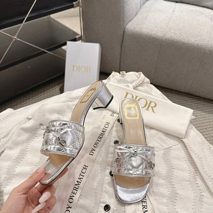 DIOR 26S HEELED MULES 45 MM IN SILVER QUILTED CALFSKIN SILVER HARDWARE