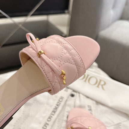 DIOR 26S FLAT MULES IN LIGHT PINK QUILTED CALFSKIN GOLD HARDWARE