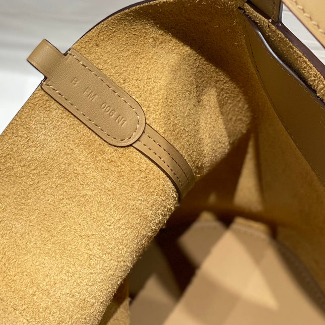 HERMES 25S IN THE LOOP 18 IN LIGHT CARAMEL CALFSKIN SILVER HARDWARE