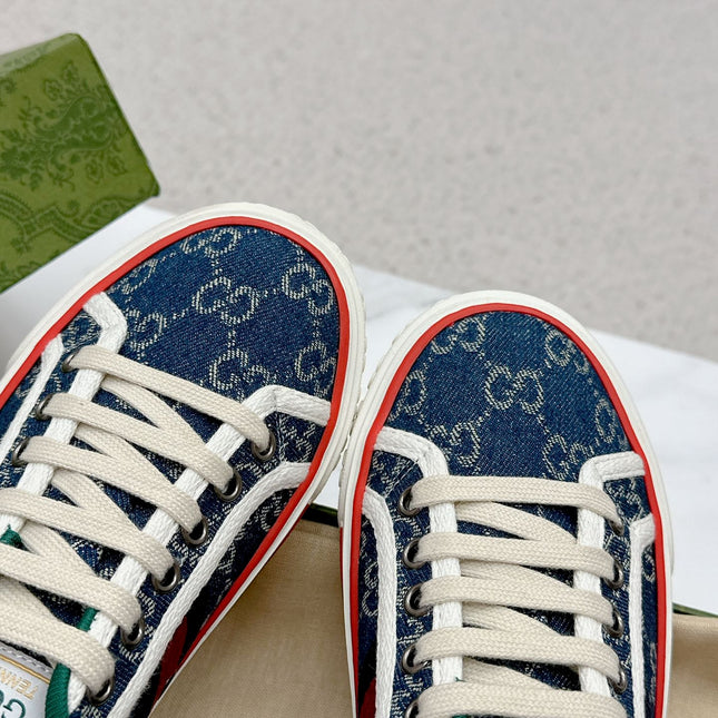 GUCCI 26S LOW TOP SNEAKERS IN BLUE DENIM STYLE 25