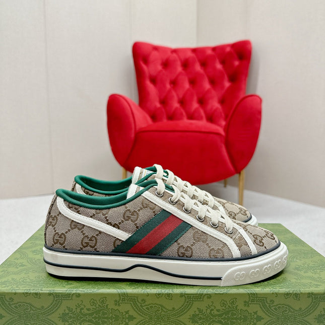 GUCCI 26S LOW TOP SNEAKERS IN BEIGE EBONY CANVAS STYLE 11
