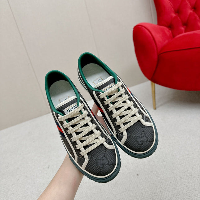 GUCCI 26S LOW TOP SNEAKERS IN DARK GREY CANVAS STYLE 20