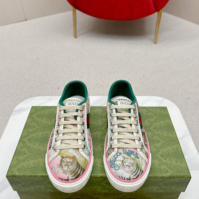 GUCCI 26S LOW TOP SNEAKERS IN MULTICOLOR CANVAS STYLE 26