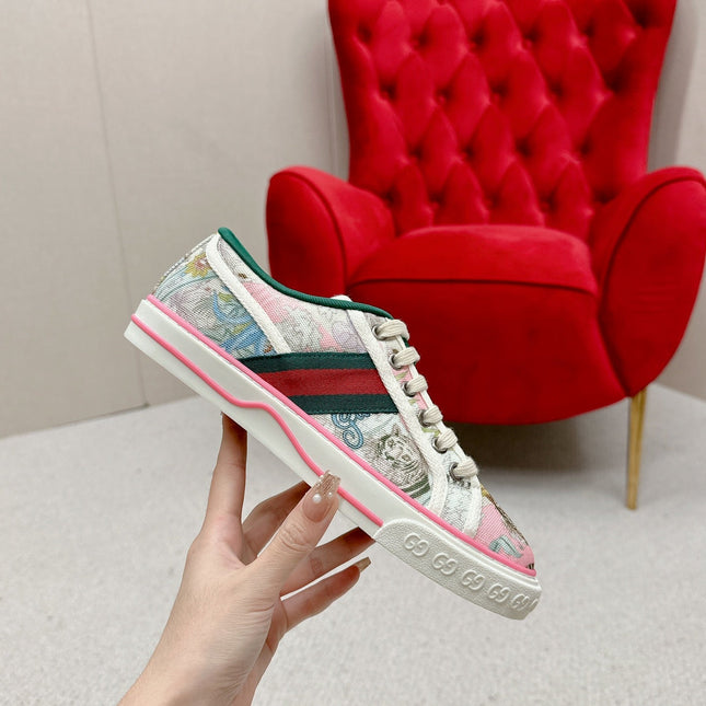 GUCCI 26S LOW TOP SNEAKERS IN MULTICOLOR CANVAS STYLE 26