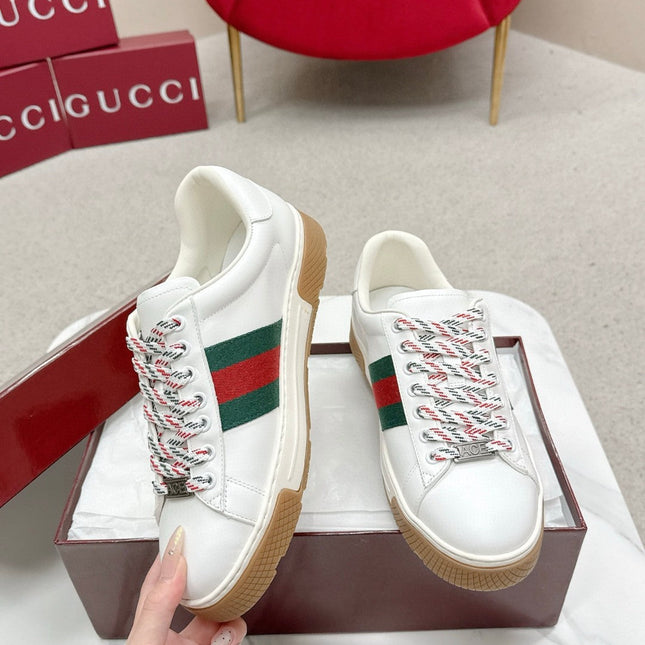 GUCCI 26S LOW TOP SNEAKERS IN WHITE CALFSKIN STYLE 02