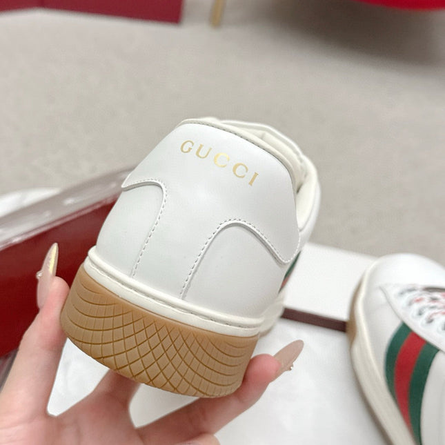 GUCCI 26S LOW TOP SNEAKERS IN WHITE CALFSKIN STYLE 02