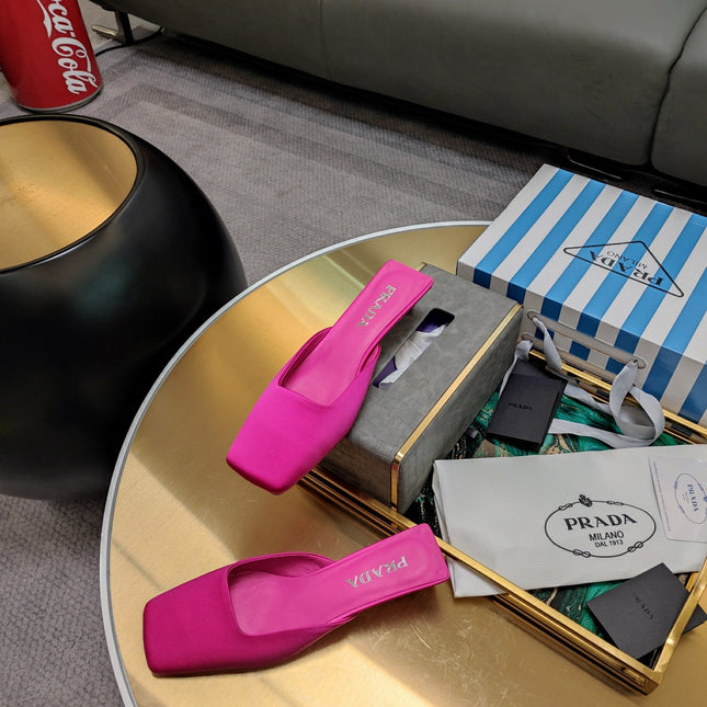 PRADA 26S SQUARE TOE MULES 40MM IN HOT PINK SATIN
