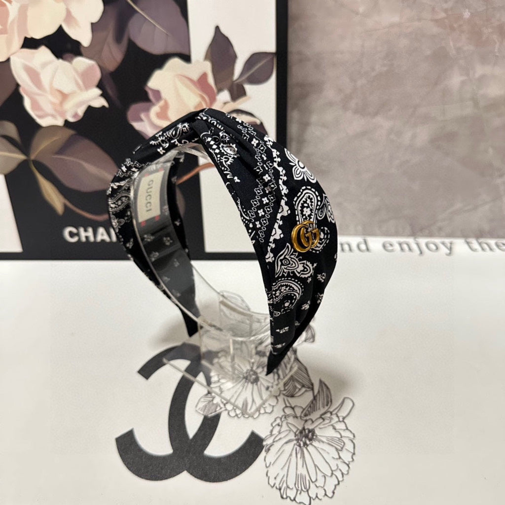 HAIRBAND IN BLACK MIX WHITE PATTERN FABRIC 299345