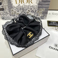 BLACK SILK SCRUNCHIE 432826