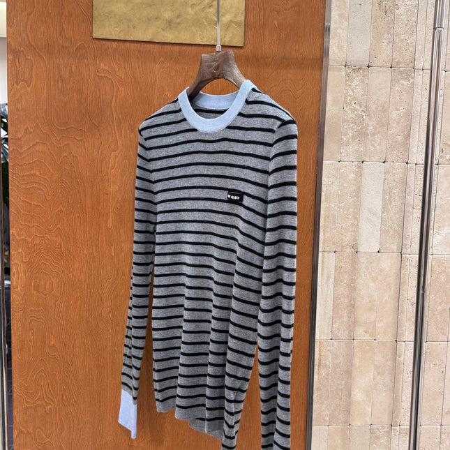 MIUMIU KNITTED T-SHIRT STYLE 760