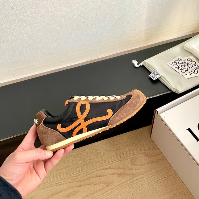 LOEWE 26S BALLET RUNNER 2.0 IN DARK BROWN SUEDE AND BLACK NYLON