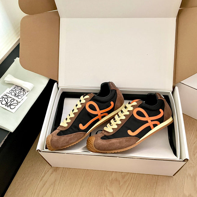 LOEWE 26S BALLET RUNNER 2.0 IN DARK BROWN SUEDE AND BLACK NYLON