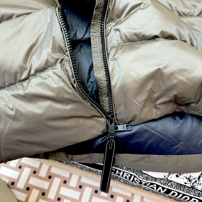 PRADA 25S DOWN JACKET 444