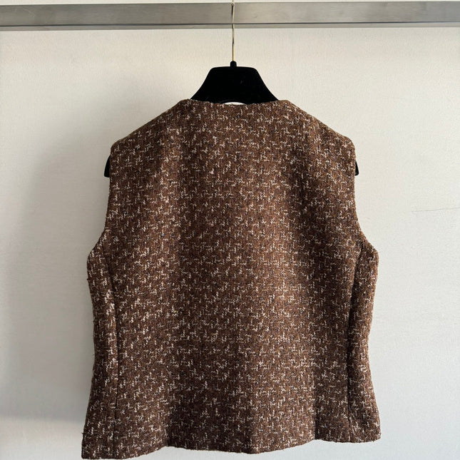 CHANEL 26S SLEEVELESS BLAZER 712