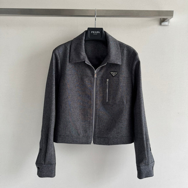 PRADA 26S SUIT 650
