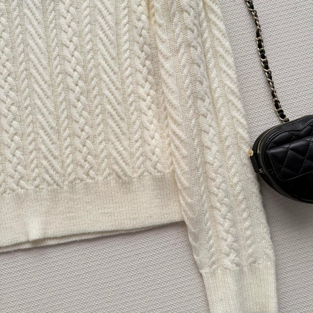 CHANEL 26S SWEATER 723