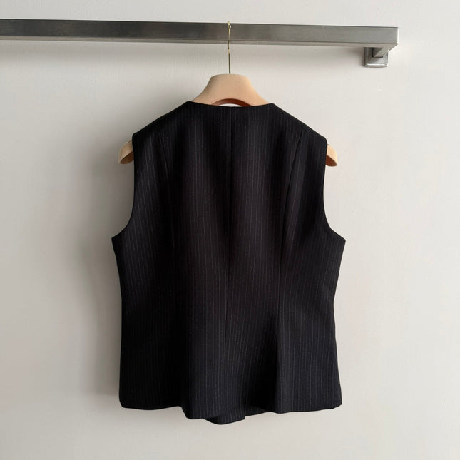 MIUMIU 26S SET VEST AND PLEATED SKIRT 867