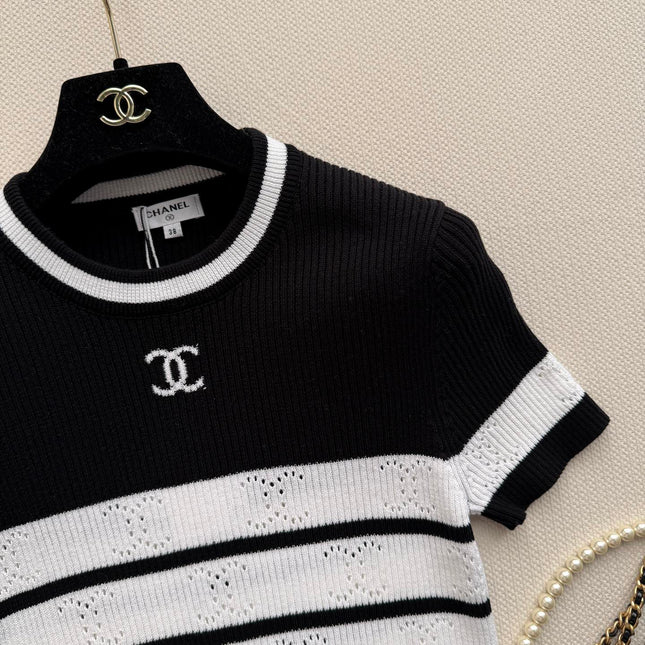CHANEL 26S SHORT-SLEEVE SWEATER STYLE 1037