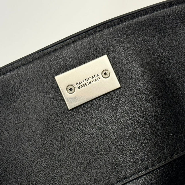 RODEO MEDIUM BAG 35 IN BLACK SMOOTH CALFSKIN SILVER HARDWARE