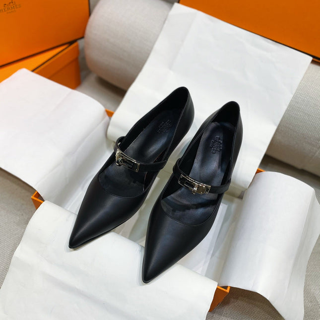 HM 26S MARY JANE POINTED TOE HEELS 40MM IN BLACK CALFSKIN KELLY BUCKLE