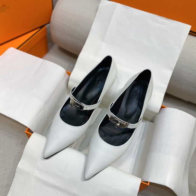HM 26S MARY JANE POINTED TOE HEELS 40MM IN CREAM WHITE CALFSKIN KELLY BUCKLE