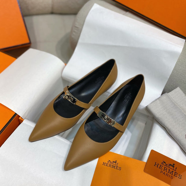HM 26S KELLY BUCKLE MARY JANE POINTED FLATS IN BROWN CALFSKIN