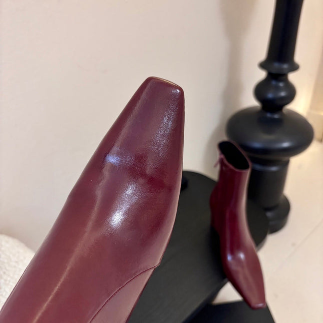 YSL 26S HEELED ANKLE BOOTS IN DARK RED SHINY CALFSKIN