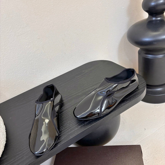 ALAIA 26S FLAT LOAFERS IN BLACK GLOSSY LAMBSKIN