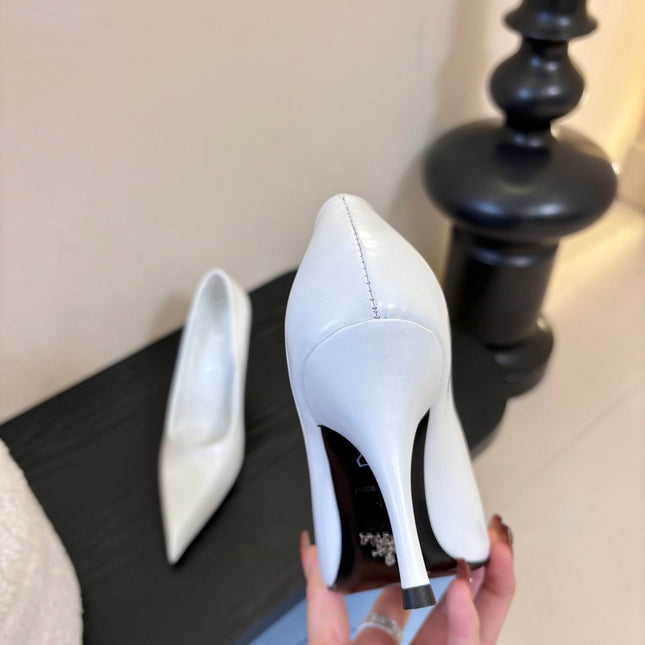 PRADA 26S POINTED-TOE HIGH HEELS IN WHITE LAMBSKIN