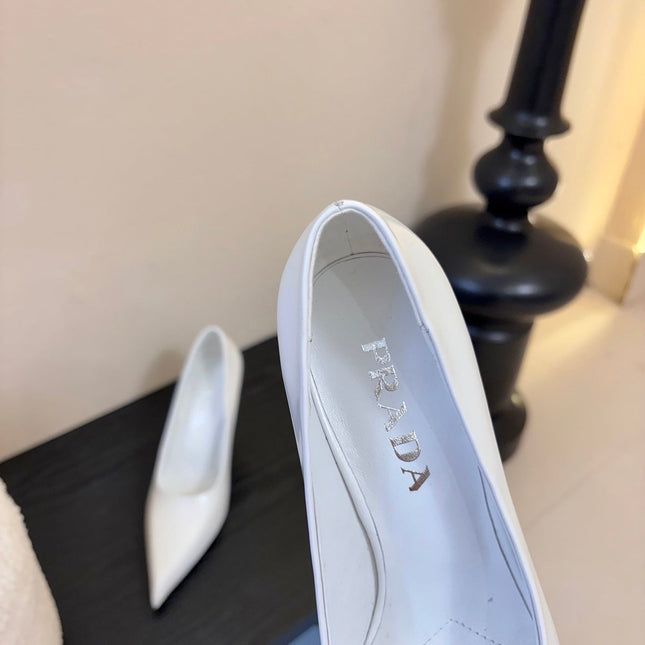 PRADA 26S POINTED-TOE HIGH HEELS IN WHITE LAMBSKIN