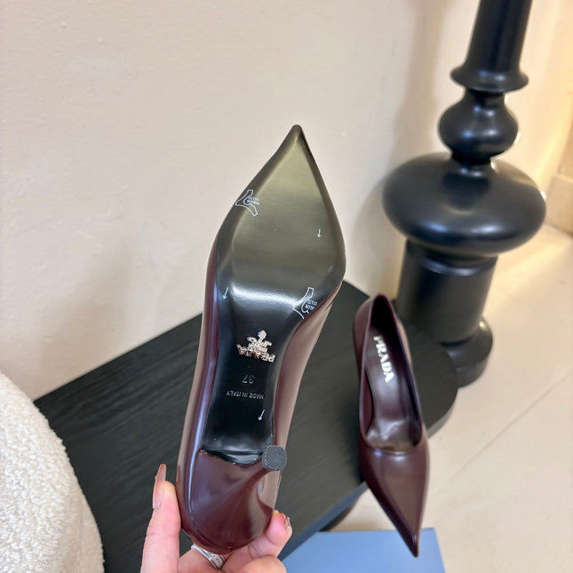 PRADA 26S POINTED-TOE HIGH HEELS IN BURGUNDY RED LAMBSKIN