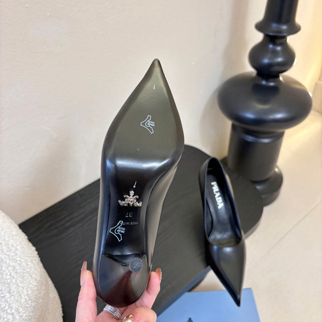 PRADA 26S POINTED-TOE HIGH HEELS IN BLACK LAMBSKIN