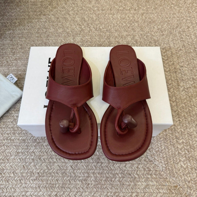 LOEWE 26S TOGGLE FLAT SANDAL IN DARK BROWN CALFSKIN