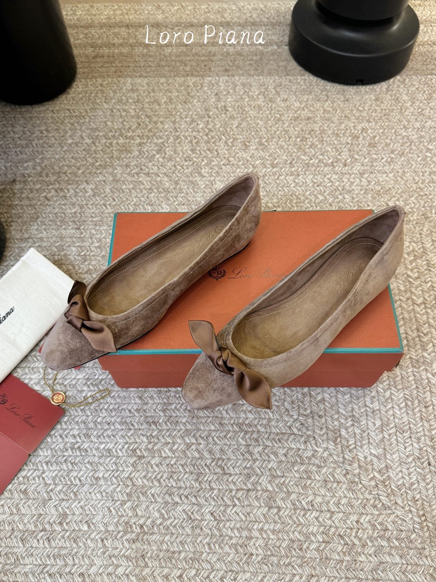 LP 26S BALLET FLATS IN BROWN SUEDE WITH SATIN BOW
