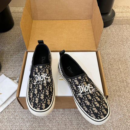 DIOR 26S WALK'N'DIOR SLIP-ON SNEAKERS IN MULTICOLOR DIOR OBLIQUE EMBROIDERED CANVAS STYLE 02