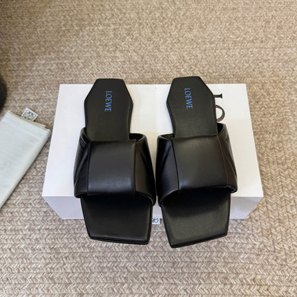 LOEWE 26S FLAT SLIDE SANDALS IN BLACK CALFSKIN