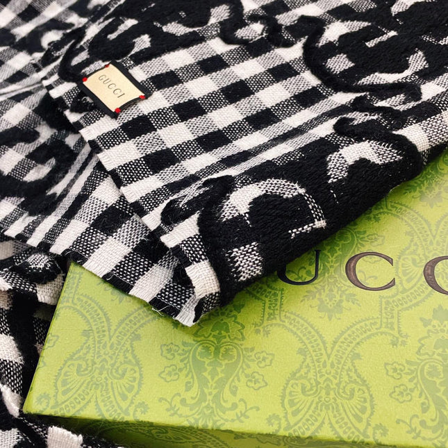 SCARF 220 CM IN BLACK MIX WHITE WOOL 401165