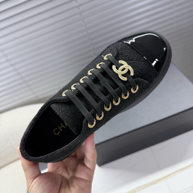 CHANEL 25S TRAINERS BLACK 35MM IN GLITTERED TWEED AND PATENT CALFSKIN