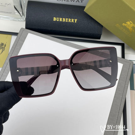 BURBERRY 26S OVERSIZED SQUARE FRAME IN ACETATE 409959