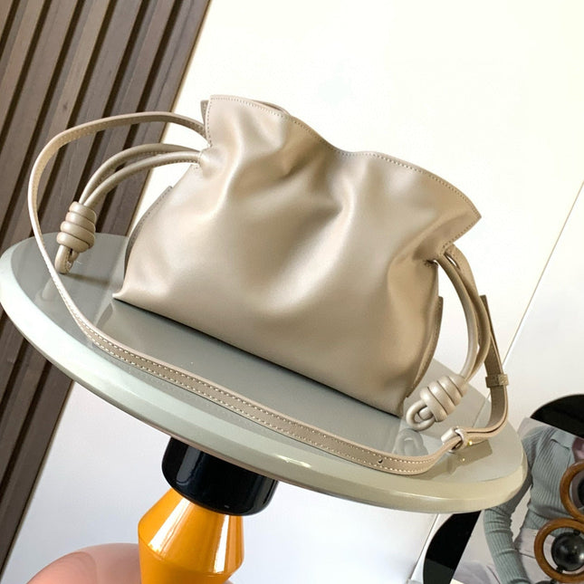 LOEWE FLAMENCO CLUTCH BAG 23 IN BEIGE CALFSKIN
