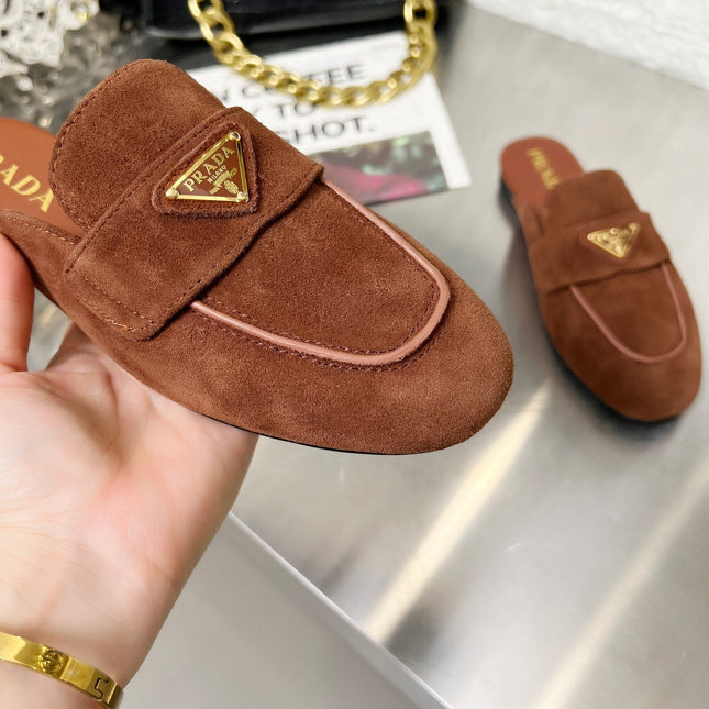 PRADA 26S MULE LOAFERS IN CHOCOLATE BROWN SUEDE WITH LOGO