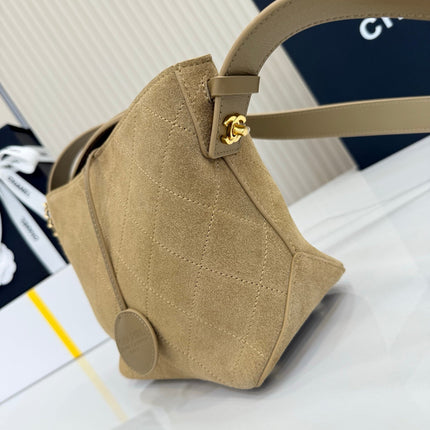 CHANEL 26S BUCKET SHOULDER BAG 26 IN LIGHT BROWN SUEDE AND CALFSKIN GOLD HARDWARE