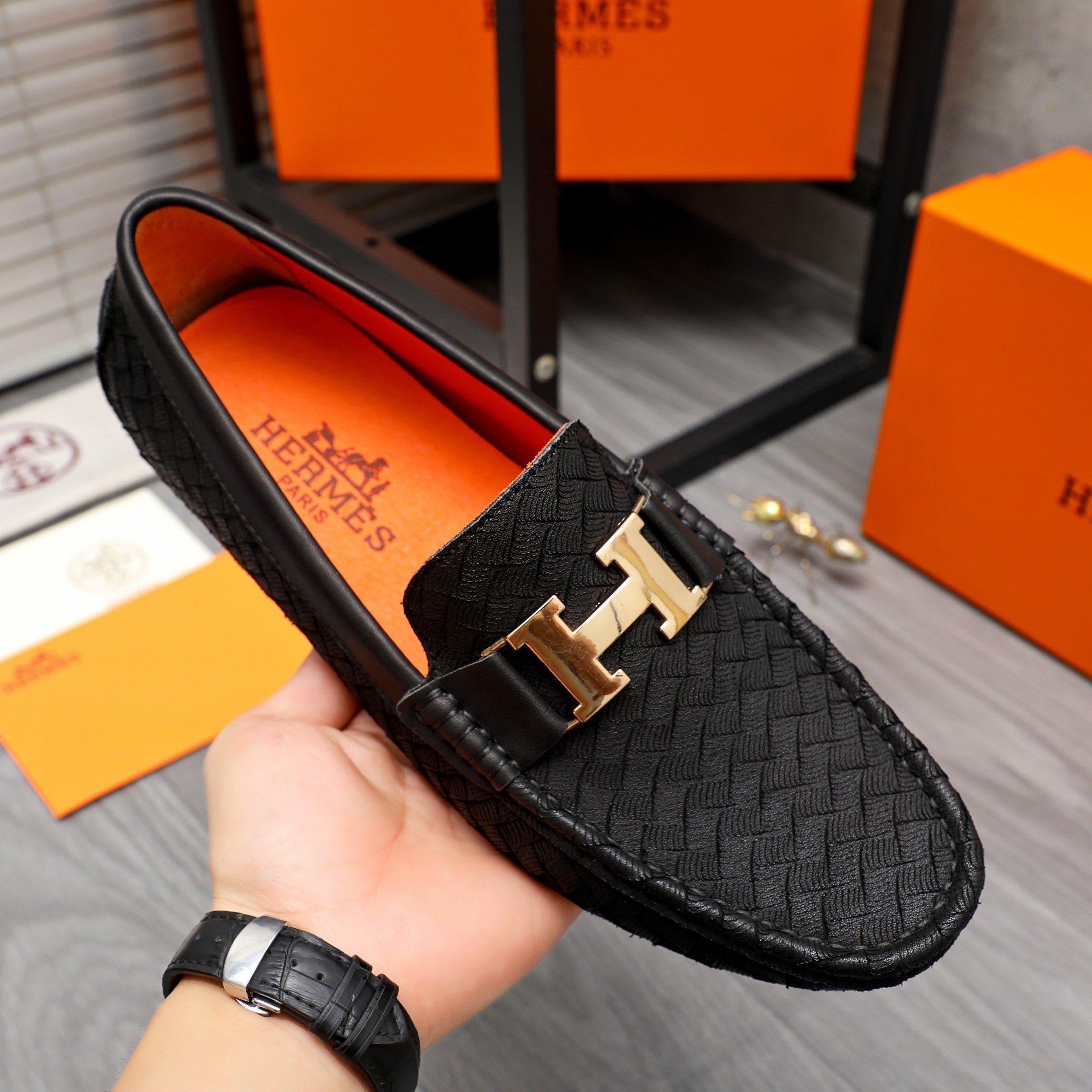 HM H-BUCKLE LOAFER BLACK EMBOSSED LAMBSKIN