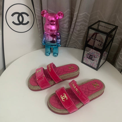 CHANEL 26S SLIDE SANDALS IN PINK VELVET AND CALFSKIN WITH ROPE SOLE GOLD HARDWARE