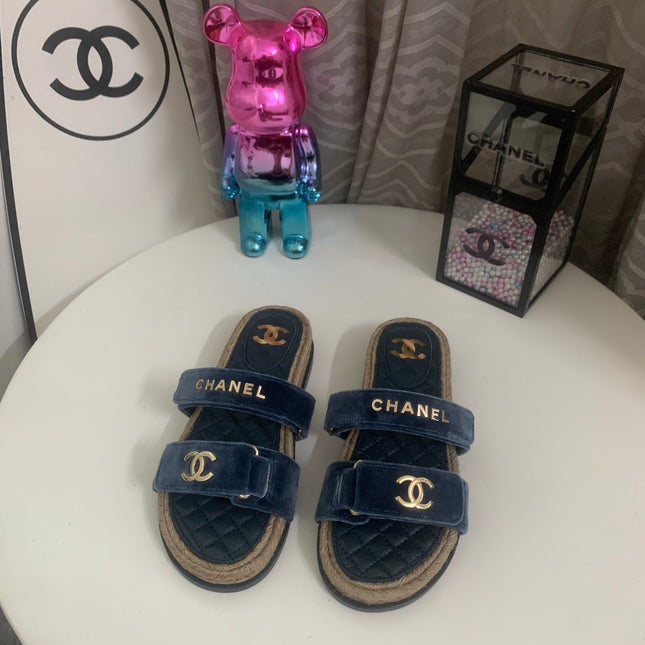 CHANEL 26S SLIDE SANDALS IN BLUE VELVET AND CALFSKIN WITH ROPE SOLE GOLD HARDWARE