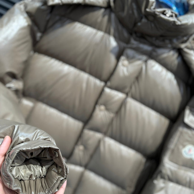 MONCLER 25S DOWN JACKET 378